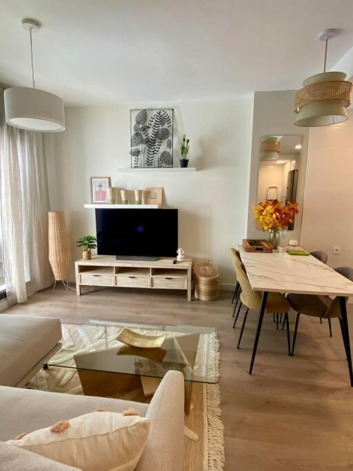 Nuevo Moderno Apartamento De Lujo Sevilha Exterior foto