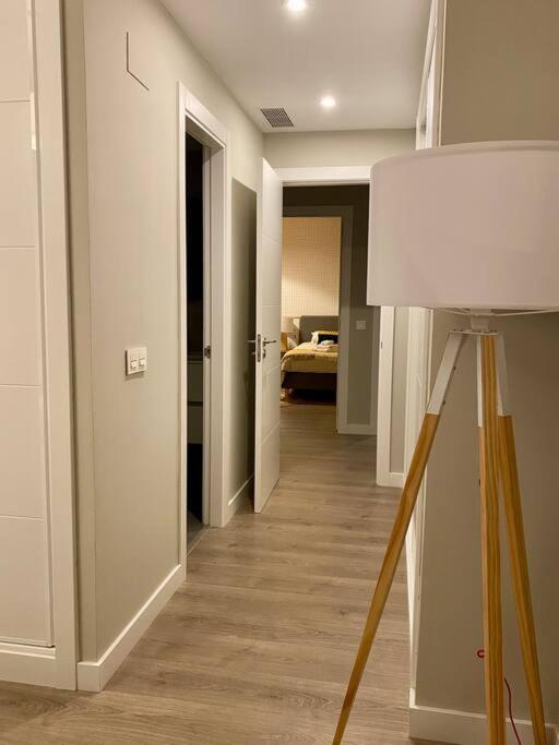 Nuevo Moderno Apartamento De Lujo Sevilha Exterior foto
